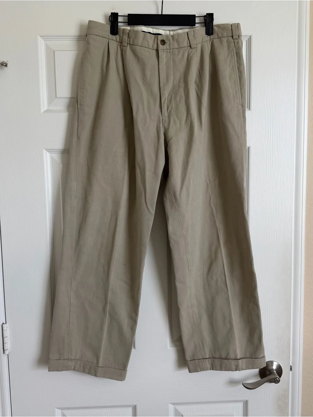 Brooks Brothers Men's Khaki Straight-Leg Dress Pants